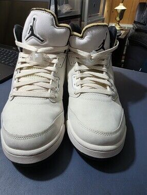 Jordan 5 Retro "Sail" High-Top Sneakers with Black Jumpman Size 10m, Like New.
